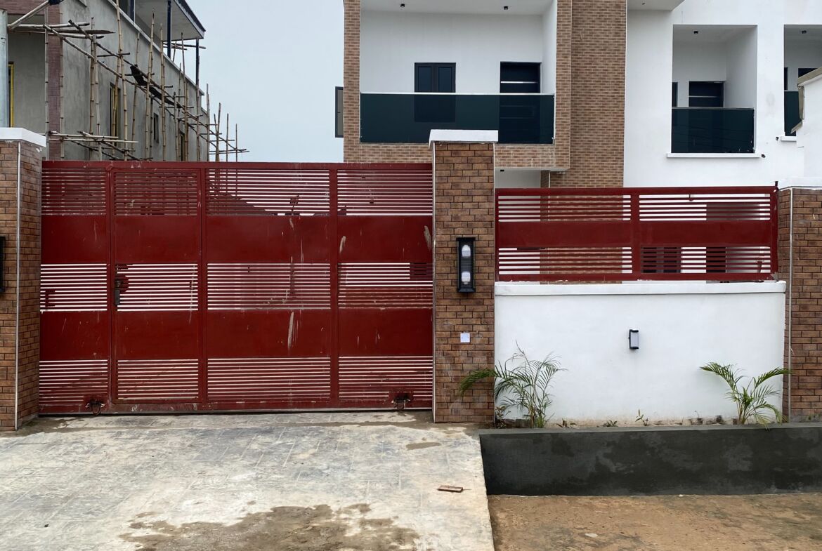 5 bedroom semi-detached duplex for sale in Idu, Abuja