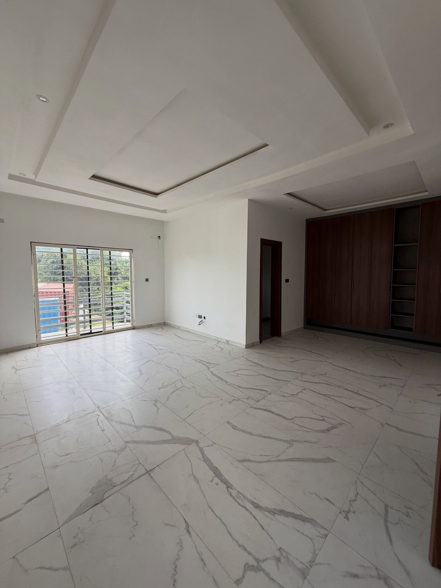 5 bedroom semi-detached duplex for sale in Asokoro, Abuja
