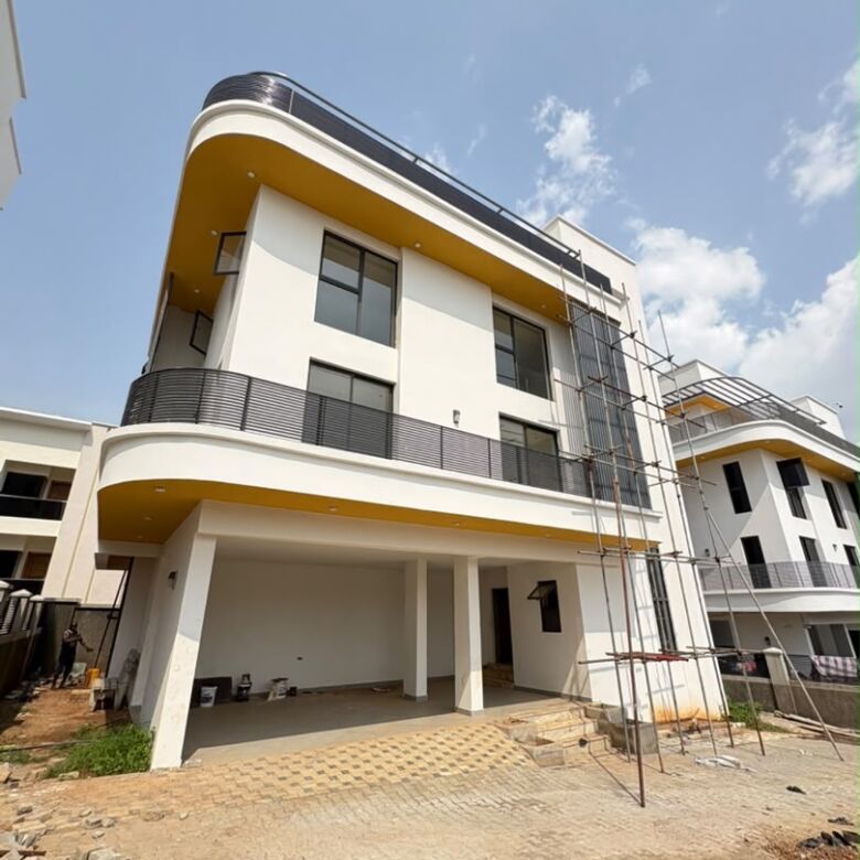 5 bedroom detached duplex for sale in Wuye, Abuja