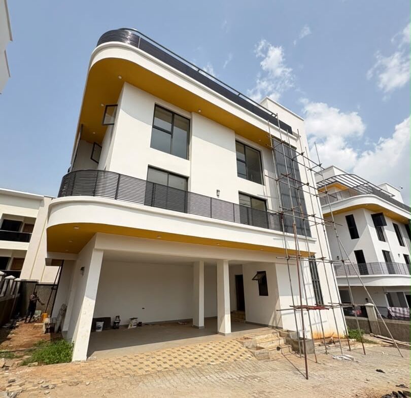5 bedroom detached duplex for sale in Wuye, Abuja
