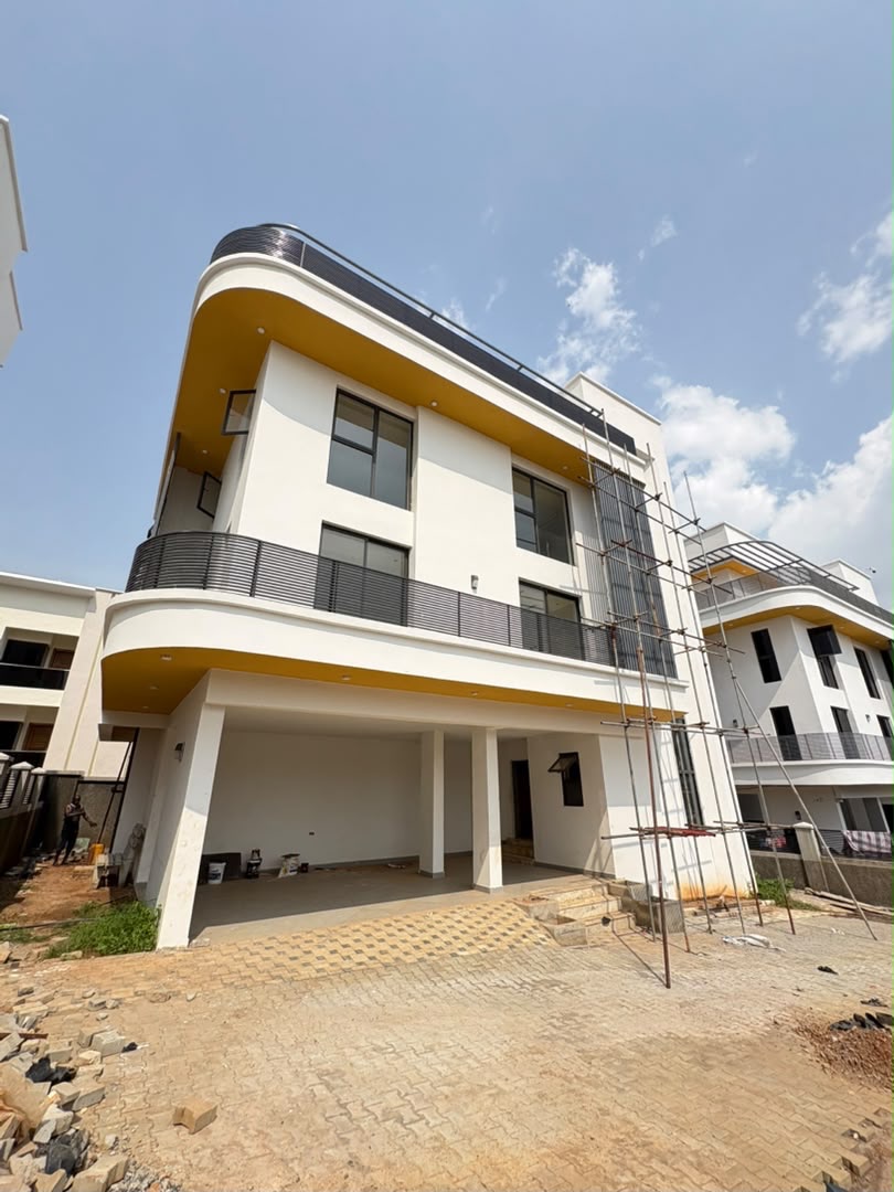 5 bedroom detached duplex for sale in Wuye, Abuja