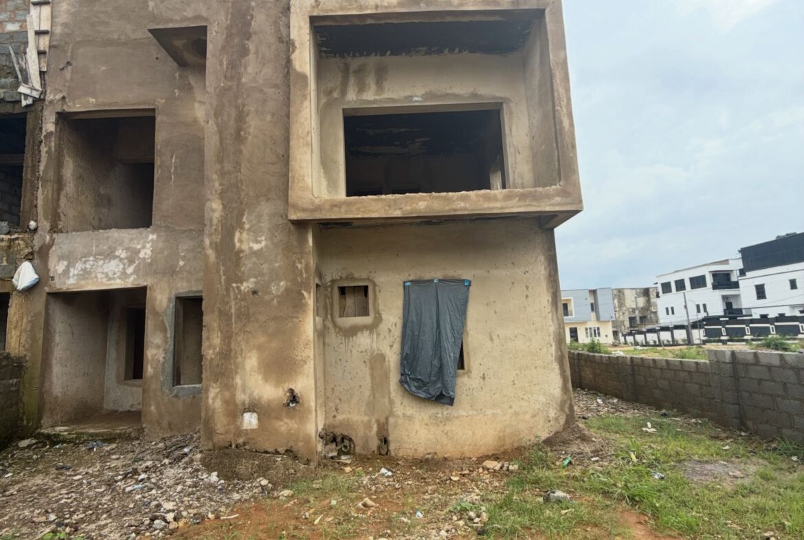 4 bedroom semi-detached duplex for sale in Lifecamp, Abuja