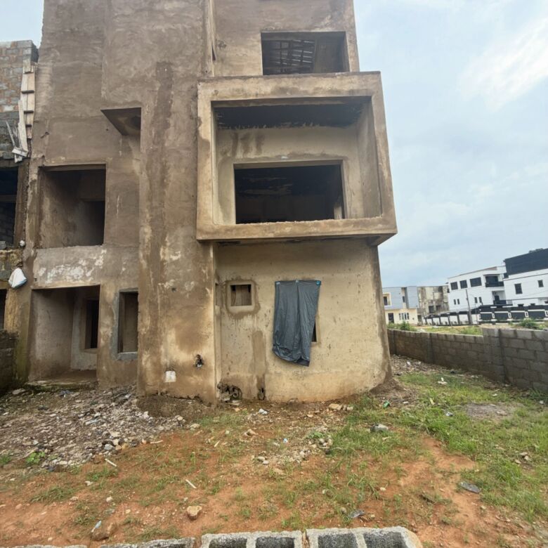 4 bedroom semi-detached duplex for sale in Lifecamp, Abuja