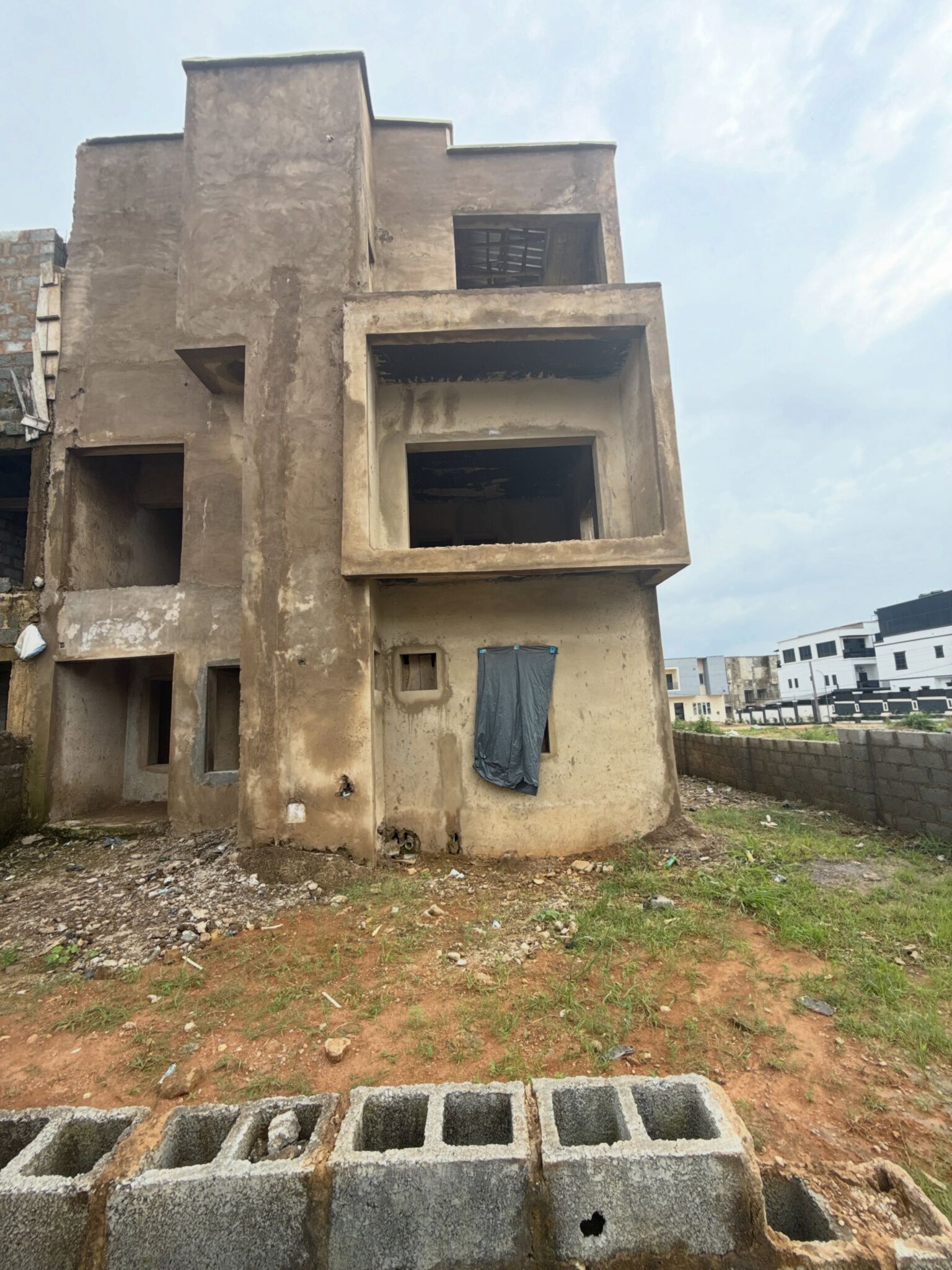4 bedroom semi-detached duplex for sale in Lifecamp, Abuja