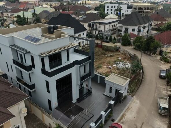 5 bedroom fully detached duplex for sale in Apo Resettlement, Abuja