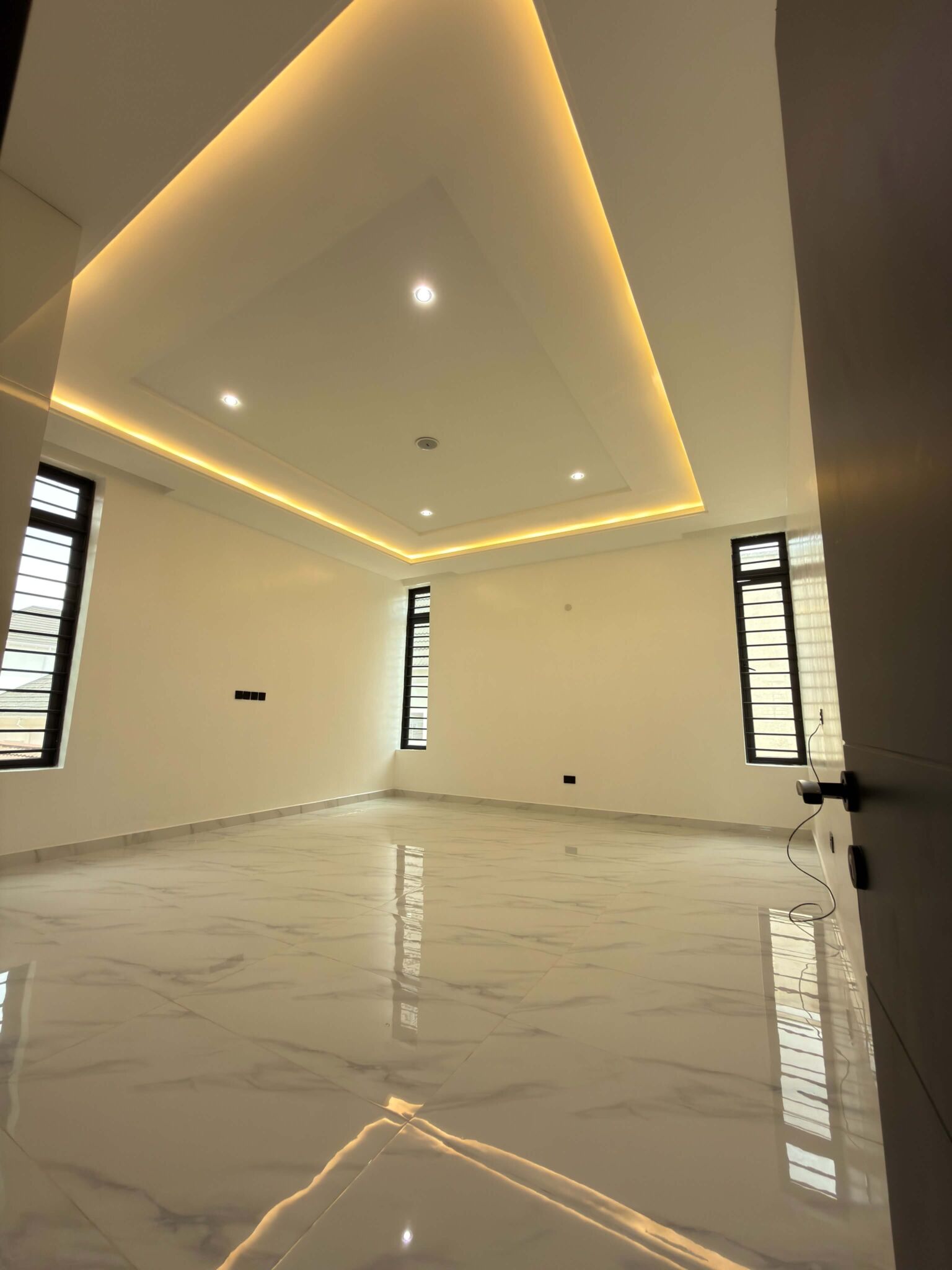 5 bedroom fully detached duplex for sale in Apo Resettlement, Abuja