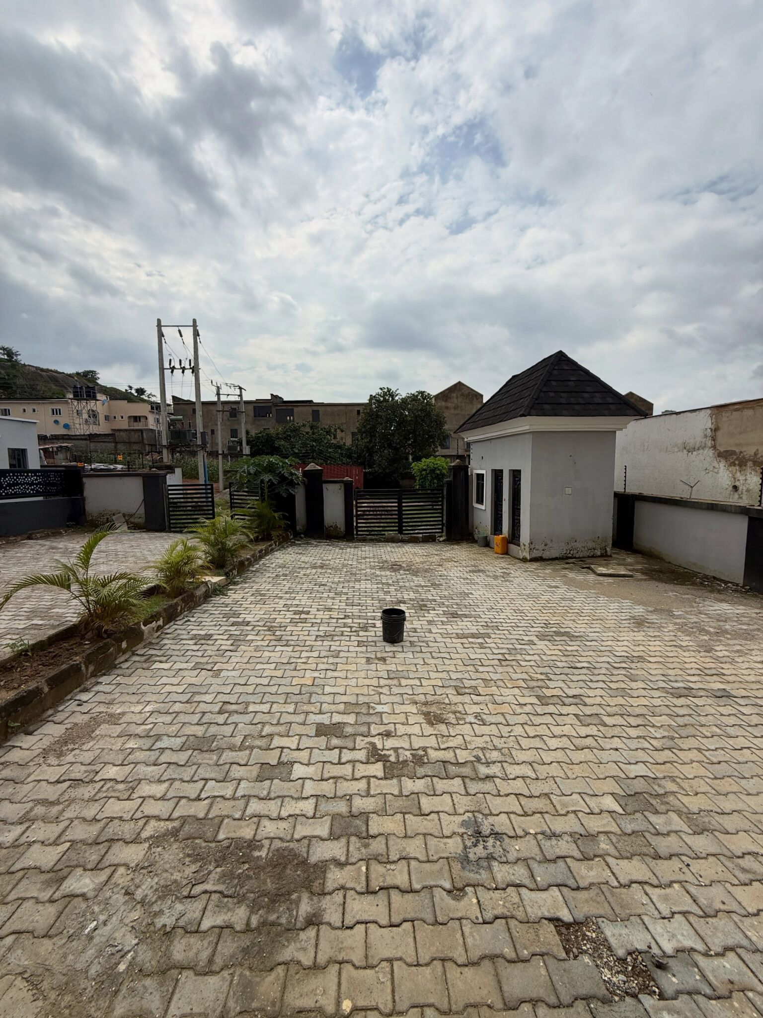 4 bedroom terrace duplex for sale in Lifecamp, Abuja