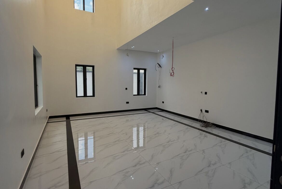 4 bedroom detached duplex for sale in Guzape, Abuja