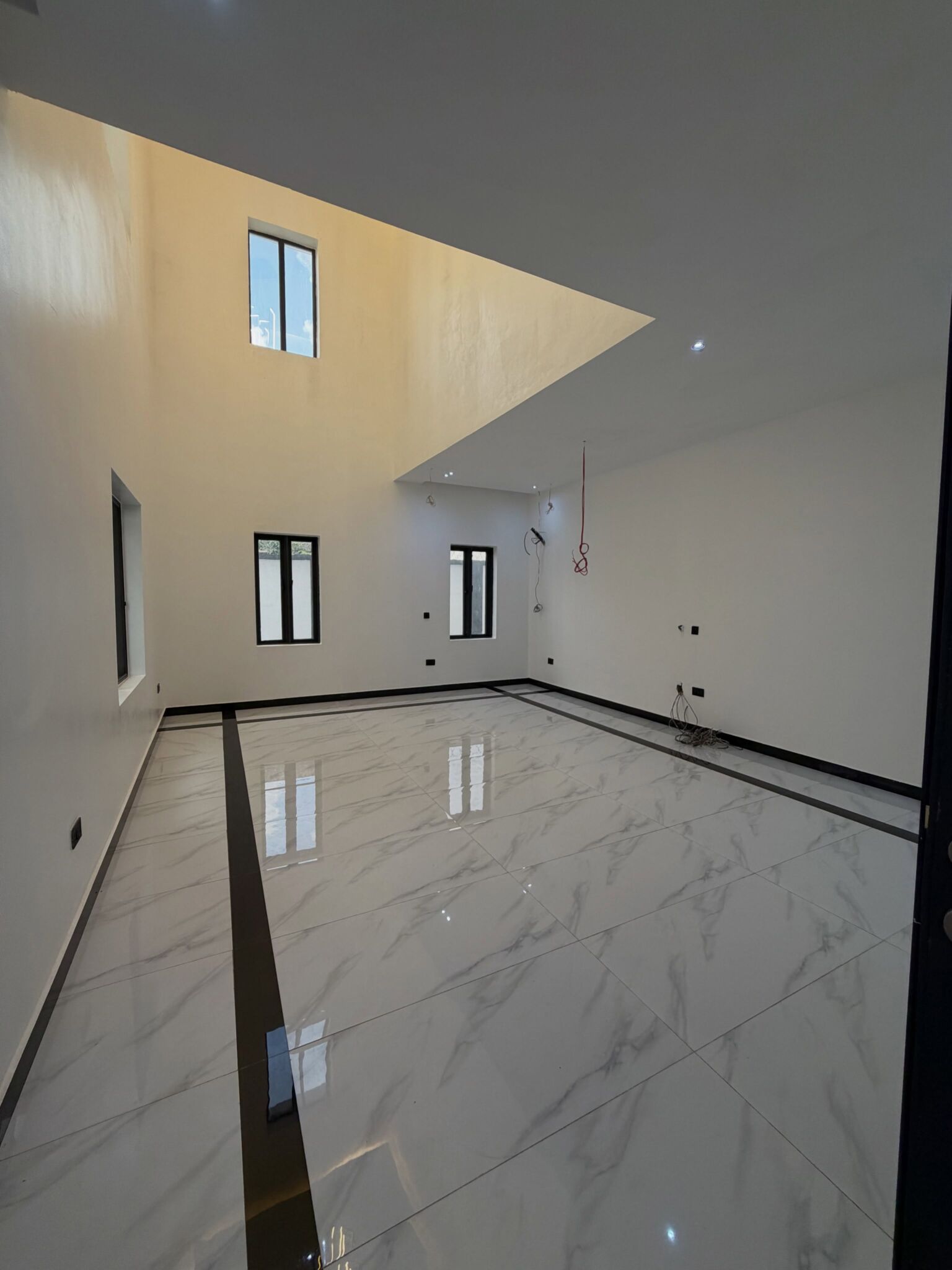 4 bedroom detached duplex for sale in Guzape, Abuja
