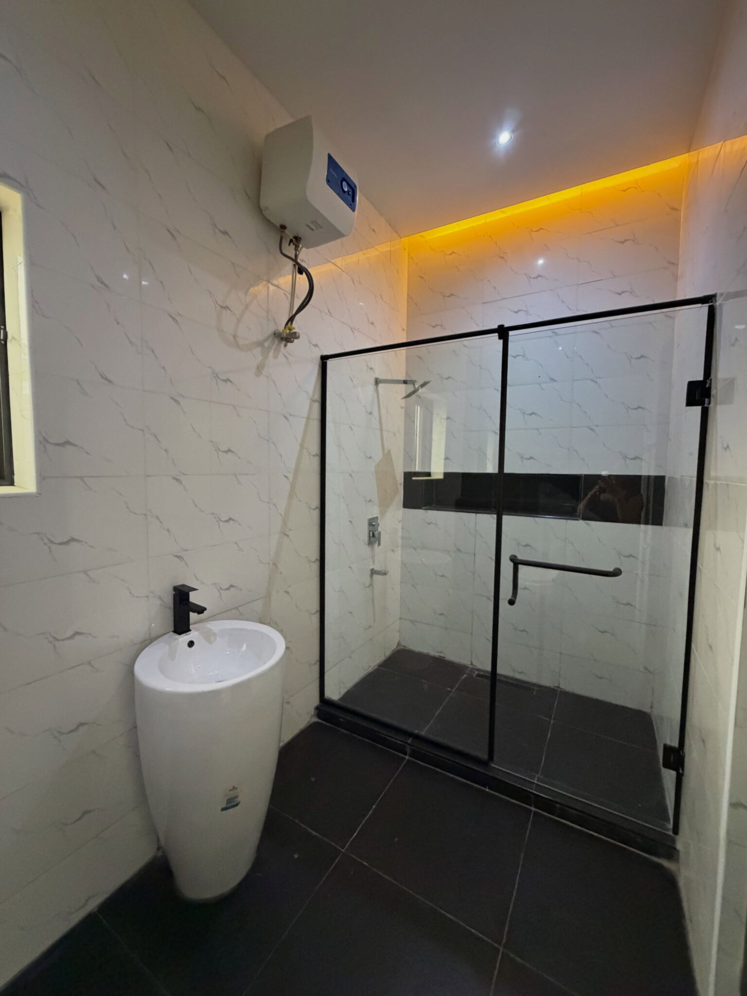 4 bedroom detached duplex for sale in Guzape, Abuja