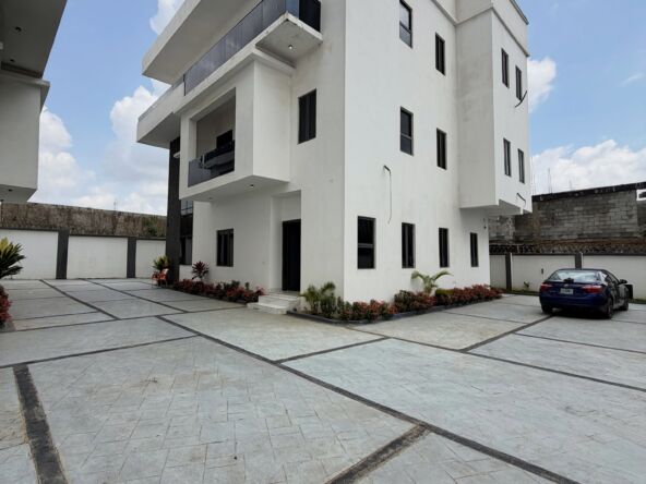 4 bedroom detached duplex for sale in Guzape, Abuja