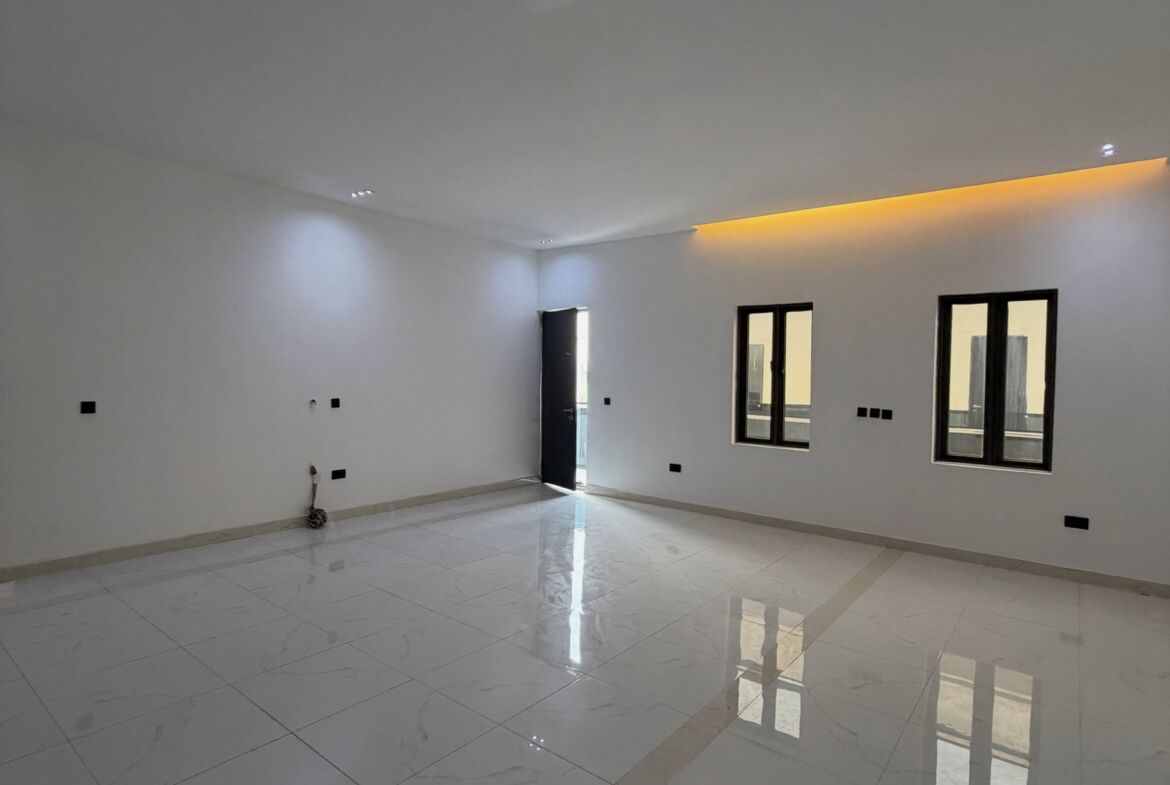 4 bedroom detached duplex for sale in Guzape, Abuja