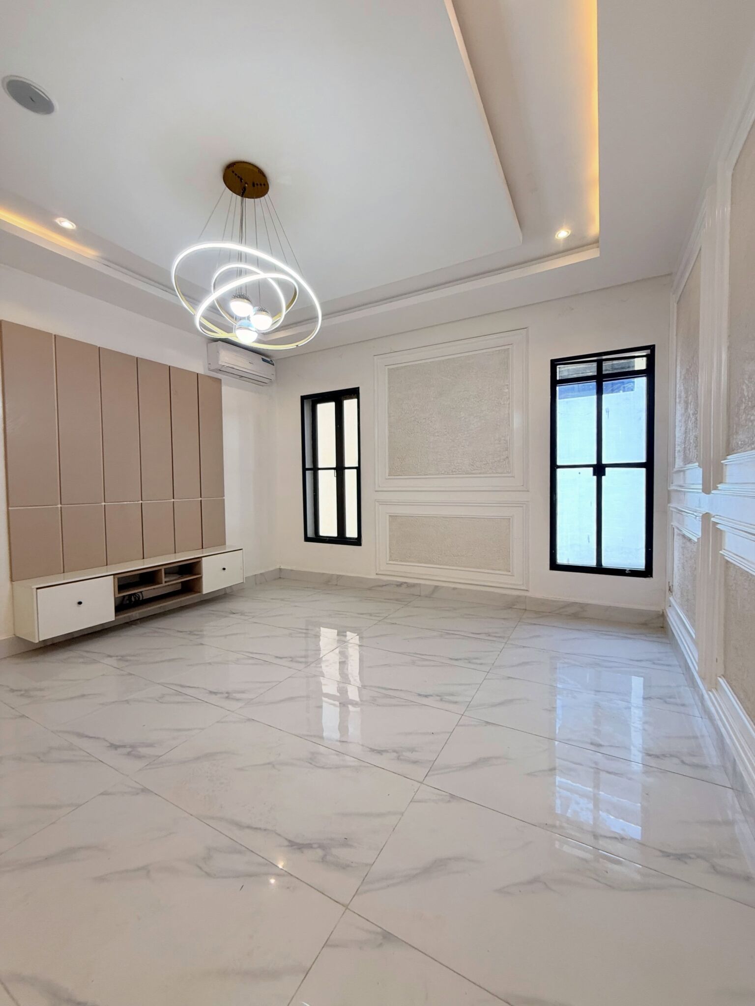 solidly built 4-bedroom detached duplex for sale in Utako District, Abuja,