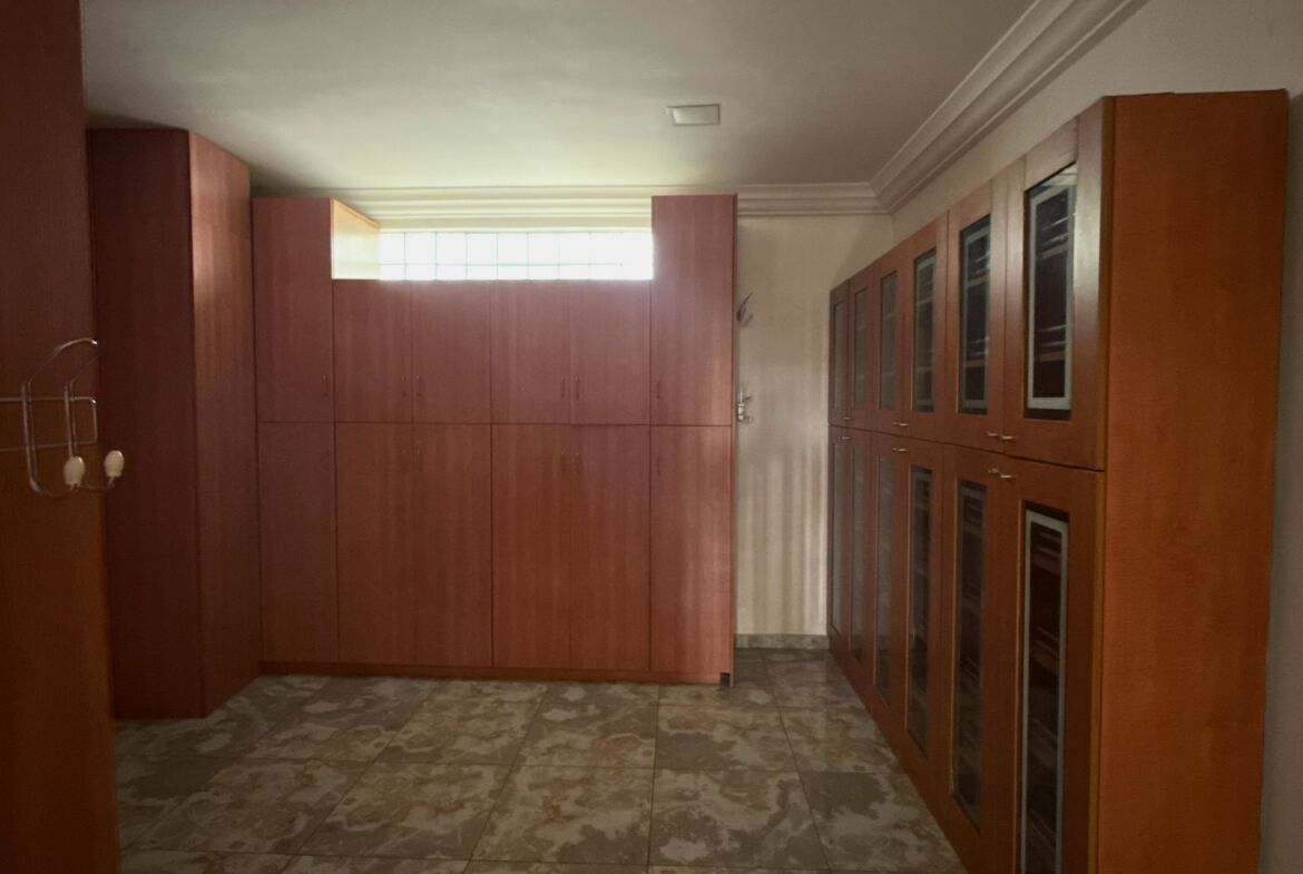 7 bedroom detached duplex for rent in Asokoro, Abuja