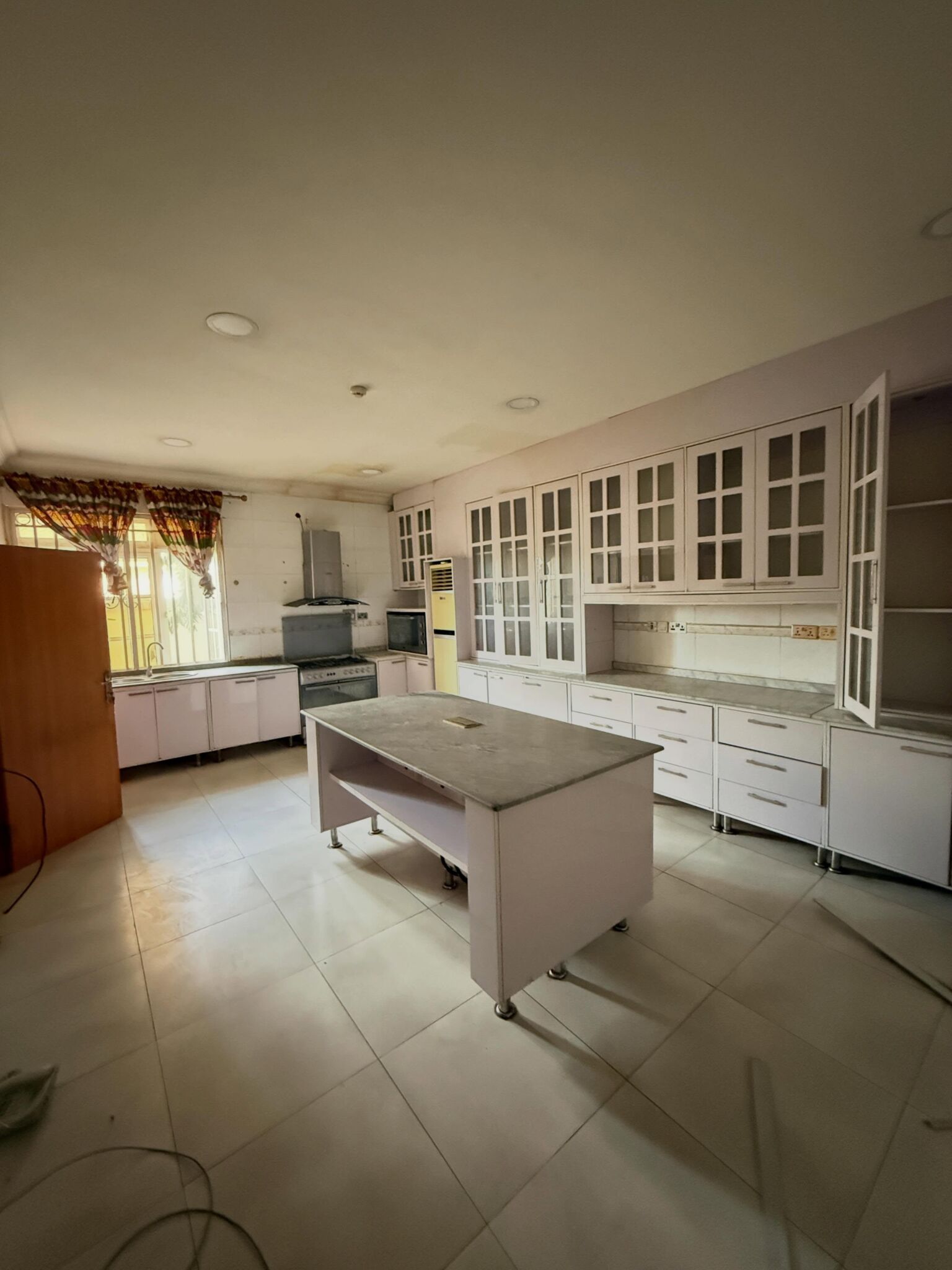 7 bedroom detached duplex for rent in Asokoro, Abuja