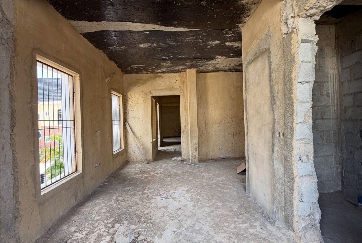 4 bedroom terrace duplex for sale in Guzape, Abuja