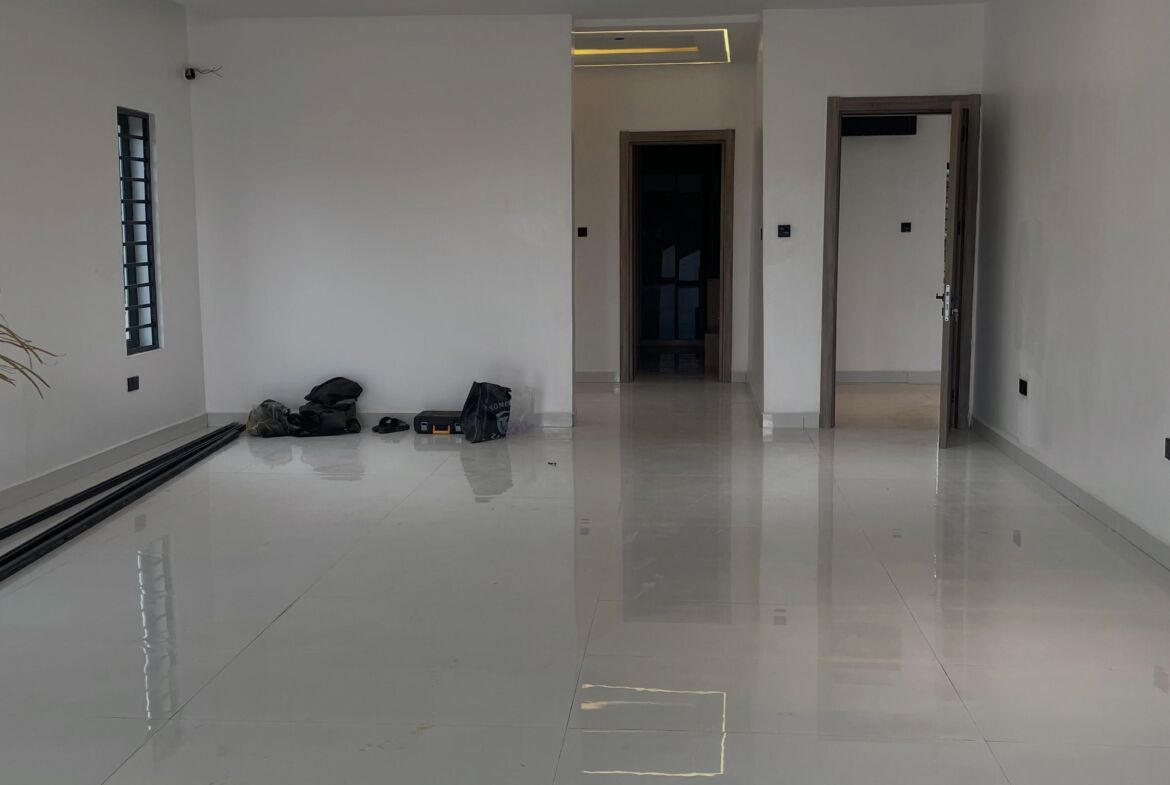 5 bedroom detached duplex for sale in Gwarinpa, Abuja