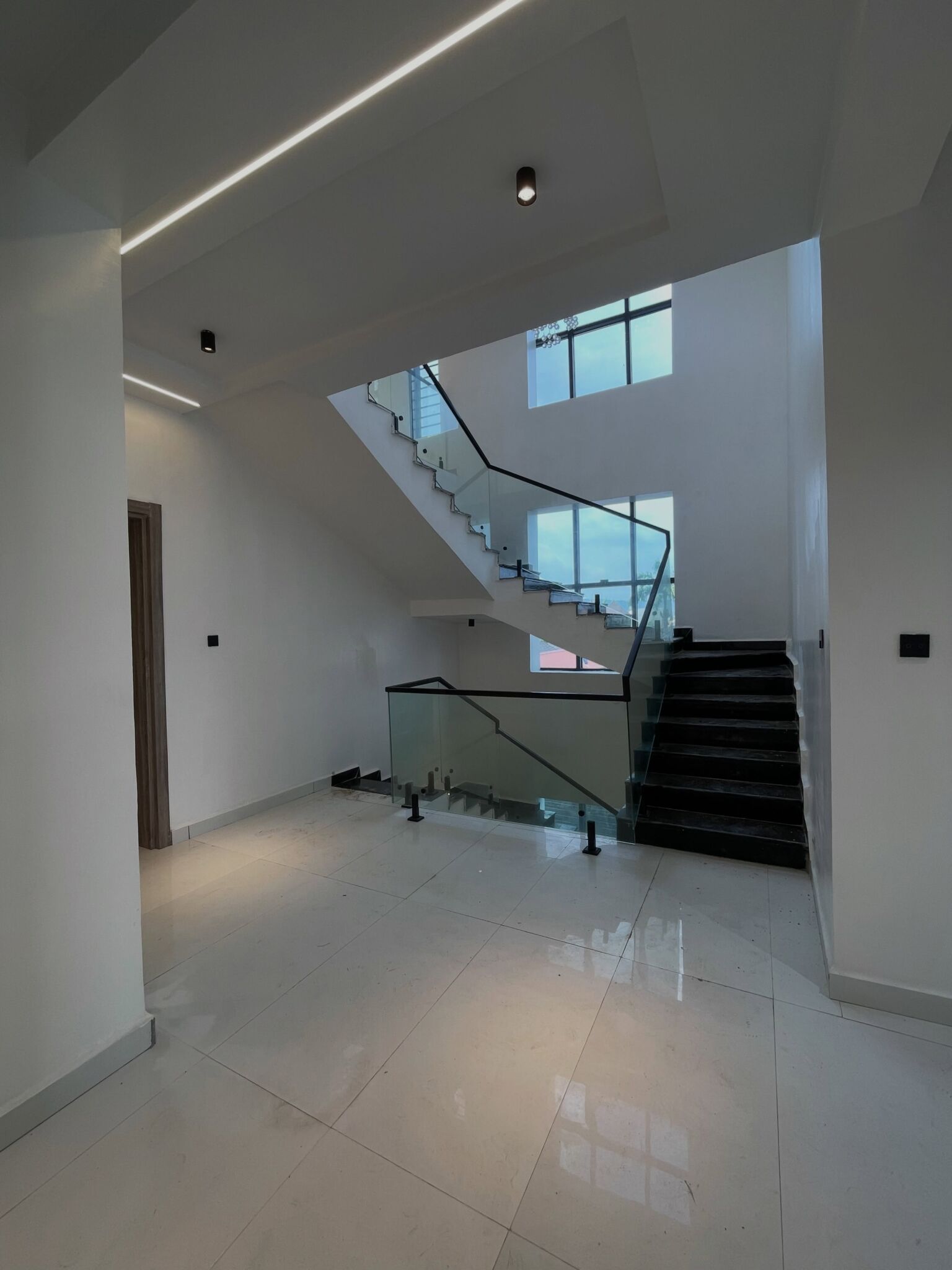 5 bedroom detached duplex for sale in Gwarinpa, Abuja