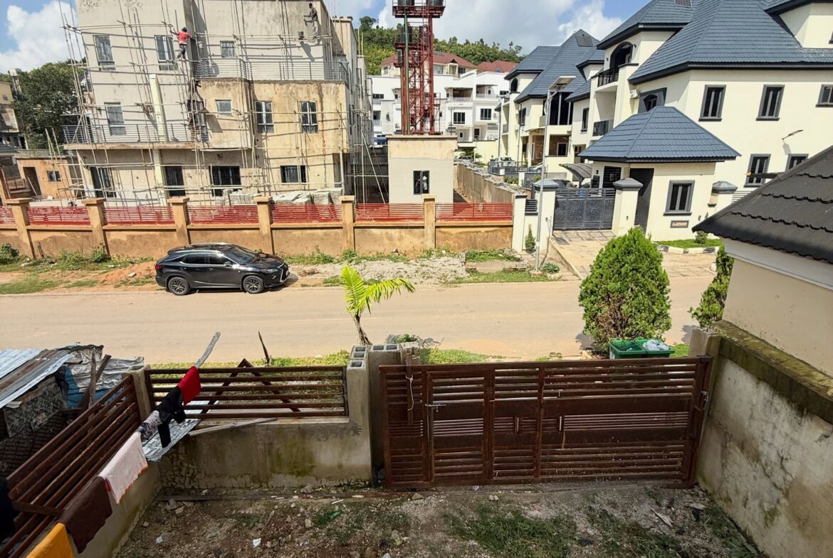 4 bedroom terrace duplex for sale in Guzape, Abuja