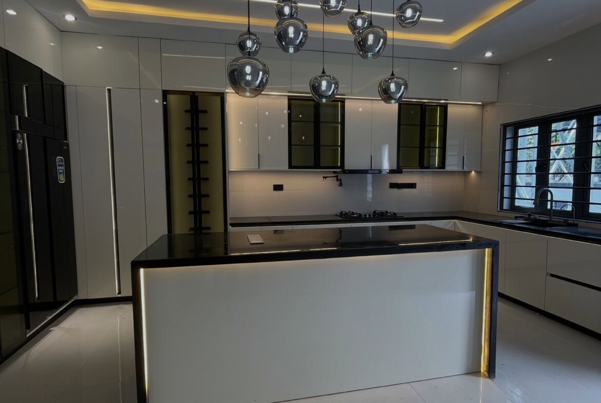 5 bedroom detached duplex for sale in Gwarinpa, Abuja