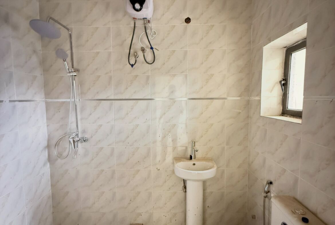 4 bedroom terrace duplex for sale in Lifecamp, Abuja
