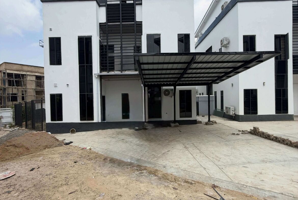 brand-new furnished 4-bedroom detached duplex for sale in Guzape, Abuja