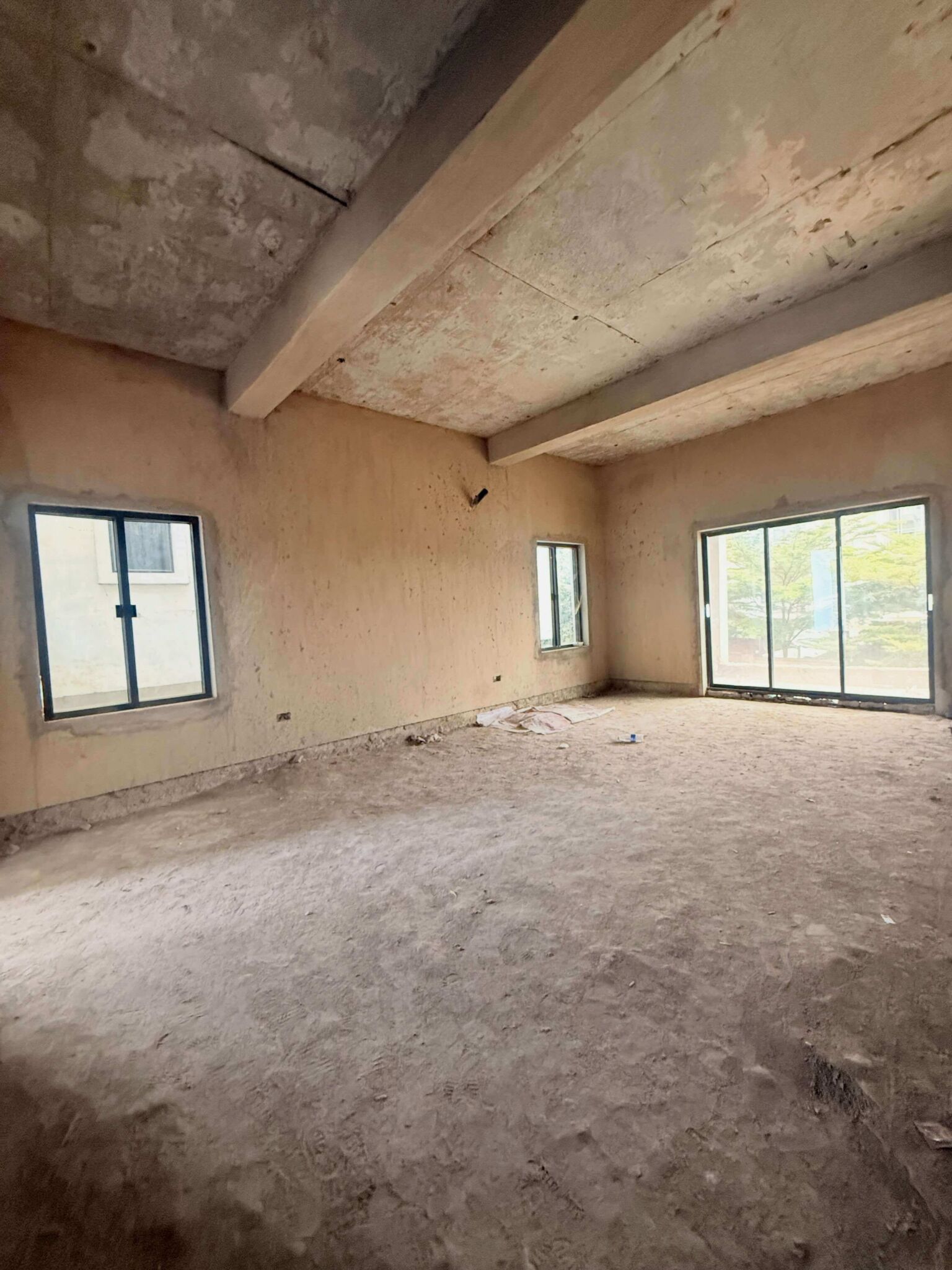 solidly built 5-bedroom detached duplex for sale in Guzape District, Abuja