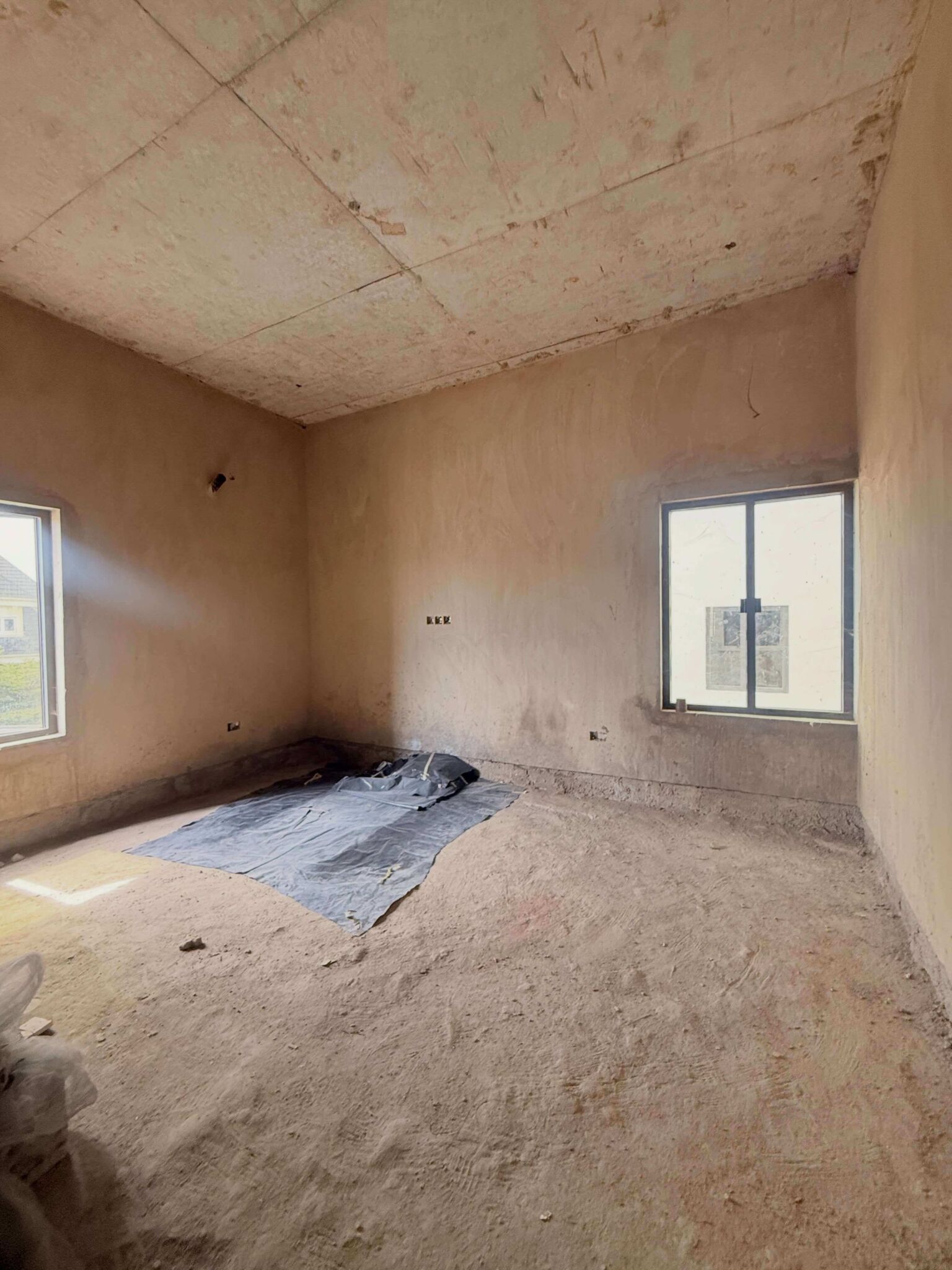 solidly built 5-bedroom detached duplex for sale in Guzape District, Abuja