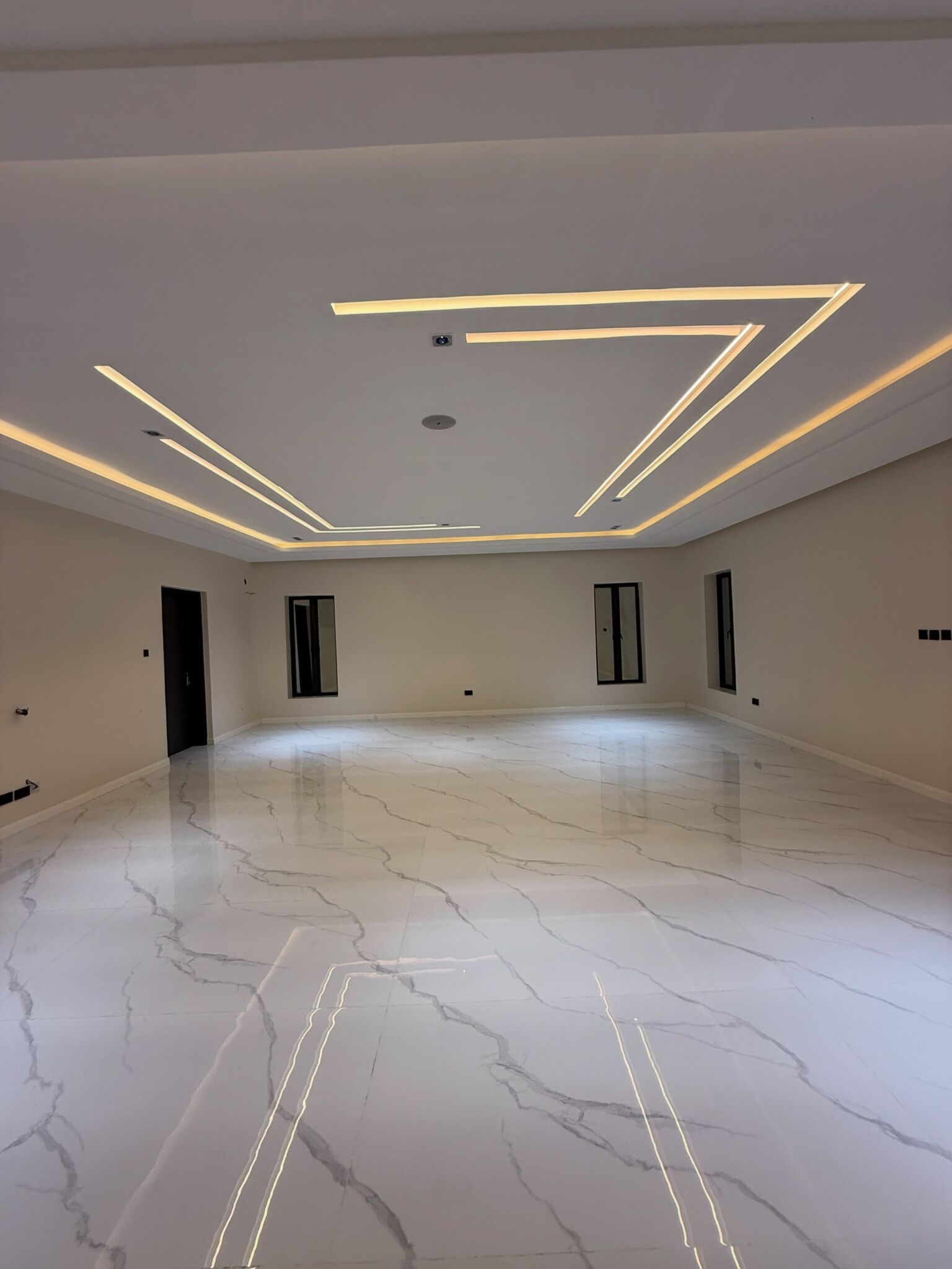 6-bedroom fully detached smart home for sale in Katampe Extension, Abuja