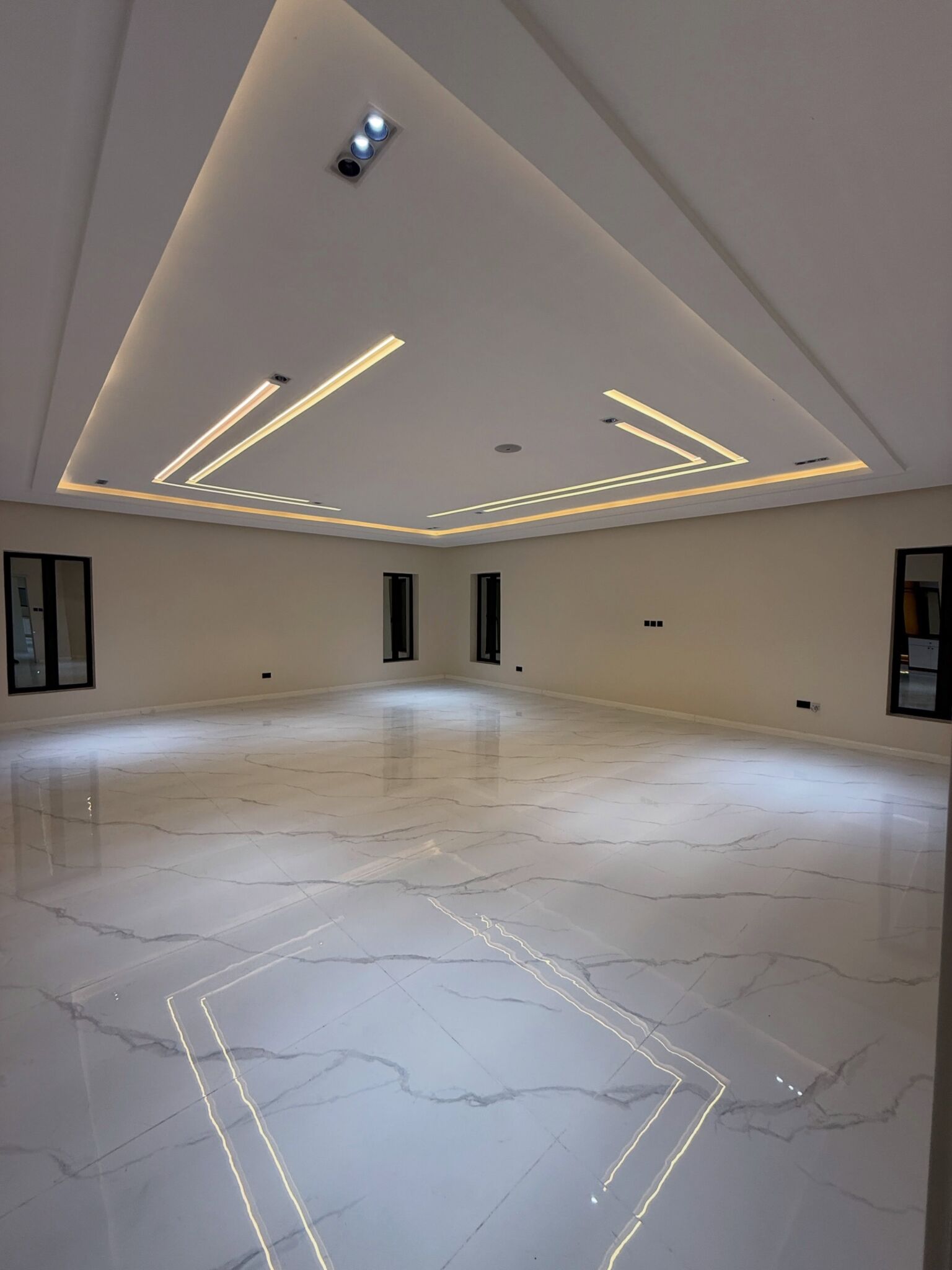 6-bedroom fully detached smart home for sale in Katampe Extension, Abuja