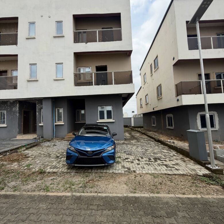 4-bedroom semi-detached duplex for sale in Katampe, Abuja