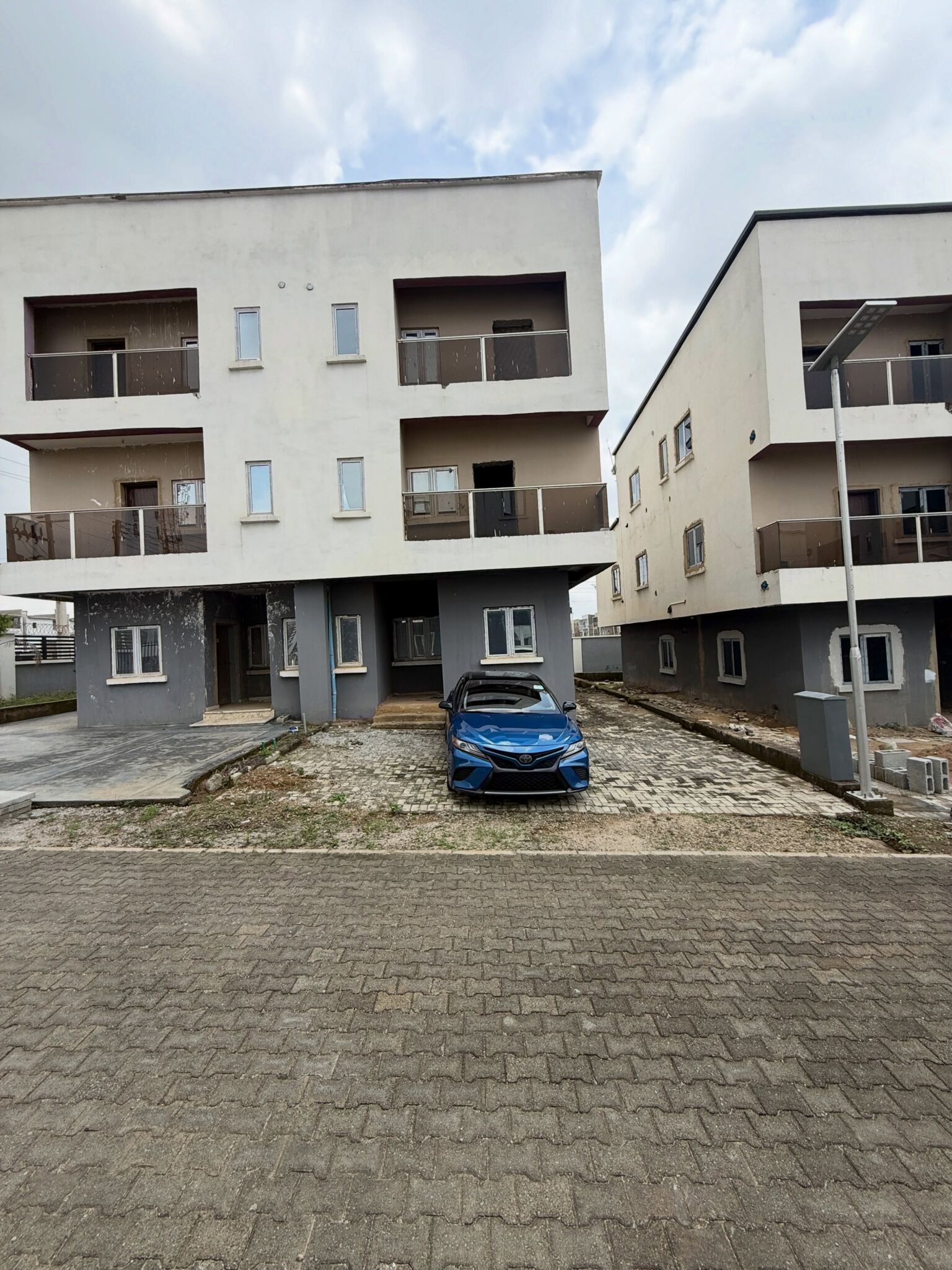 4-bedroom semi-detached duplex for sale in Katampe, Abuja