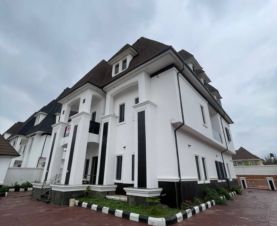 6 bedroom house for sale in Karsana, Abuja