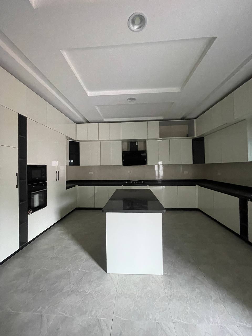 6 bedroom house for sale in Karsana, Abuja