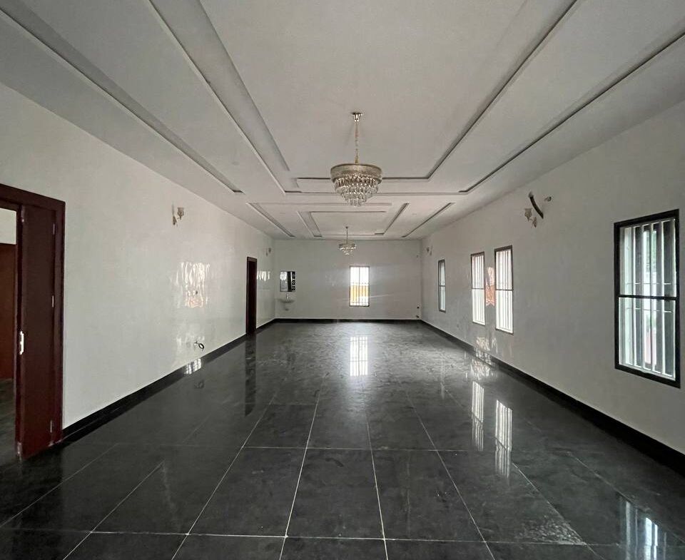 6 bedroom house for sale in Karsana, Abuja
