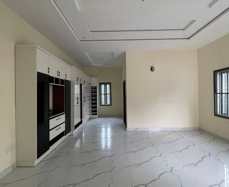 6 bedroom house for sale in Karsana, Abuja