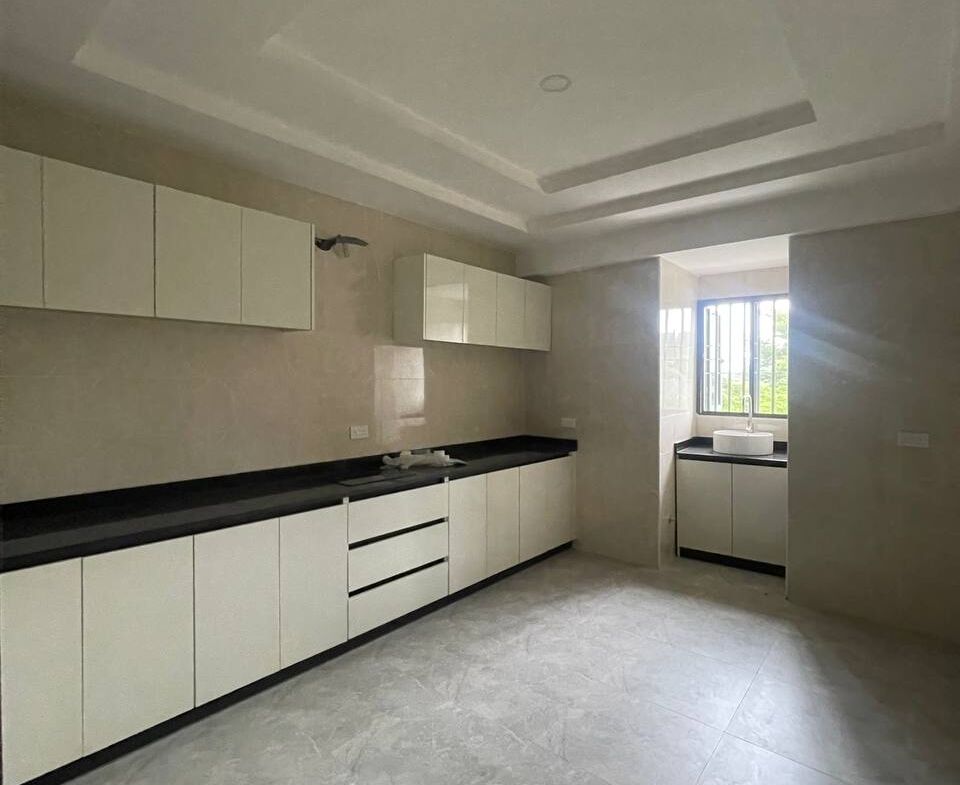 6 bedroom house for sale in Karsana, Abuja