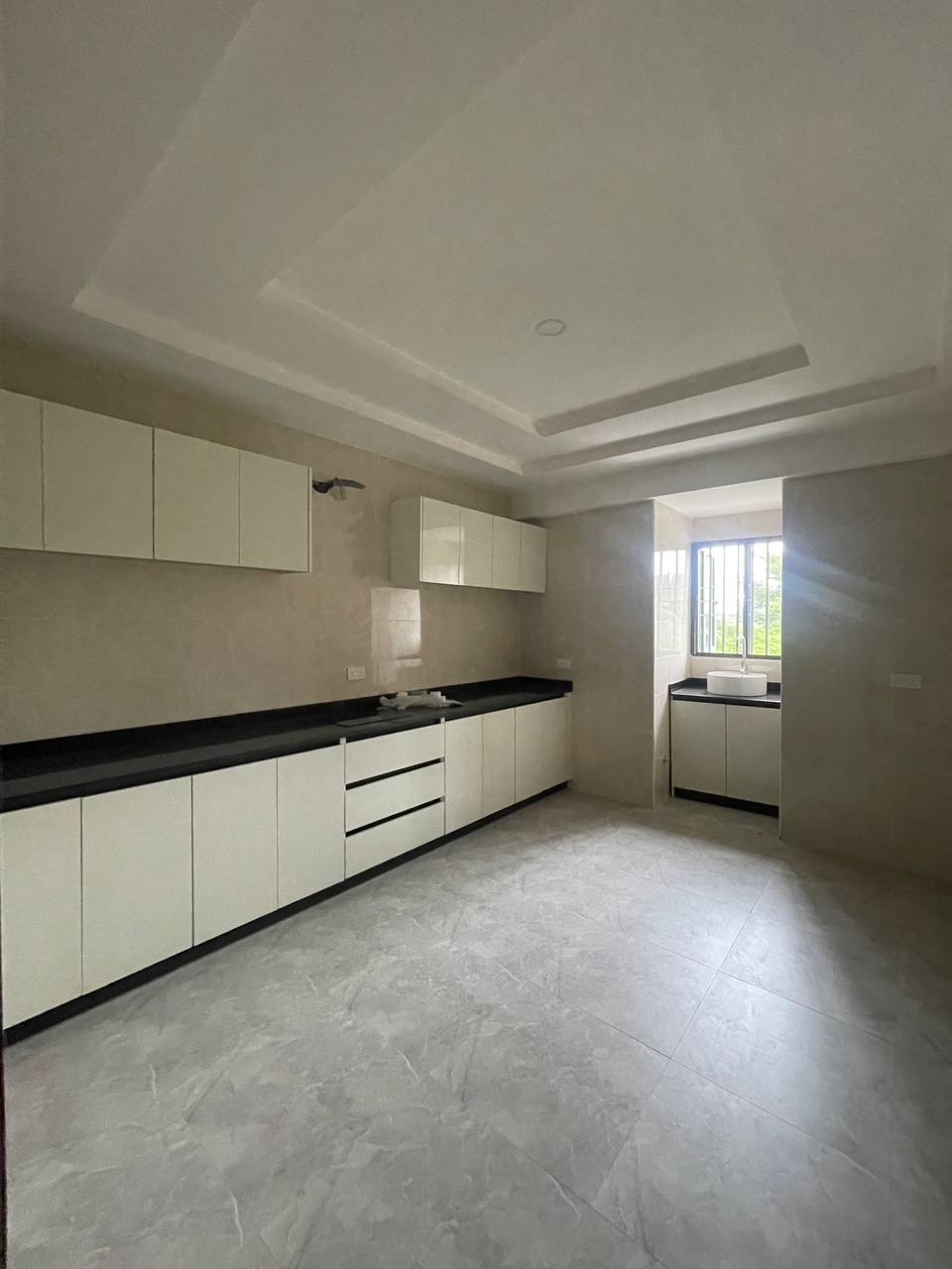 6 bedroom house for sale in Karsana, Abuja
