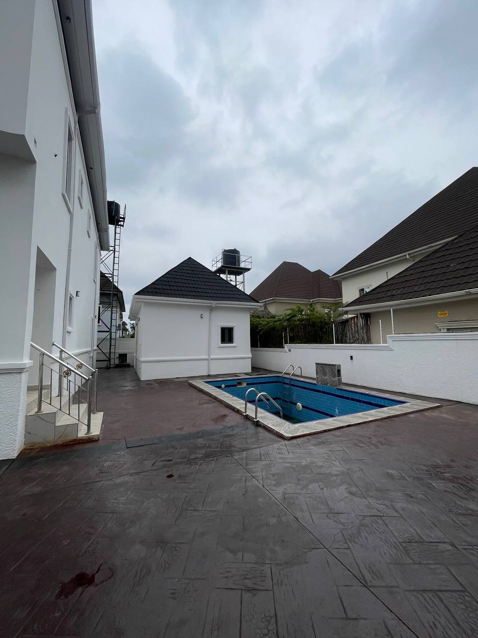 6 bedroom house for sale in Karsana, Abuja