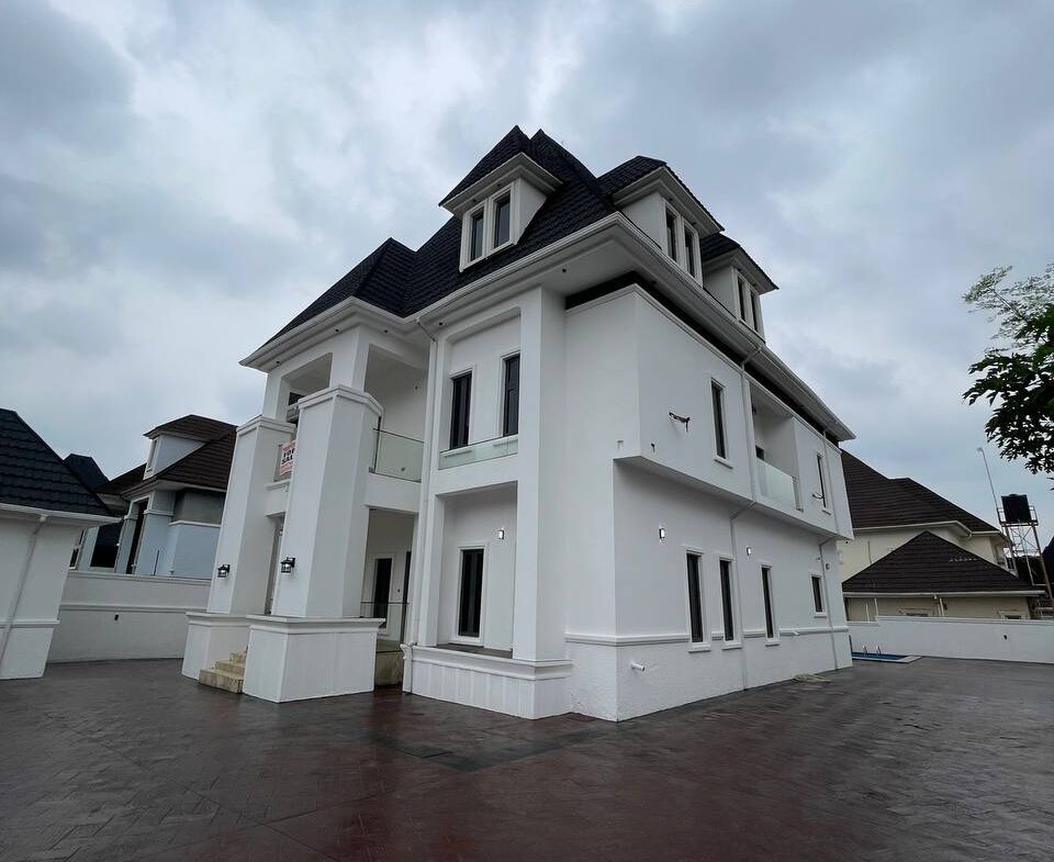 6 bedroom house for sale in Karsana, Abuja