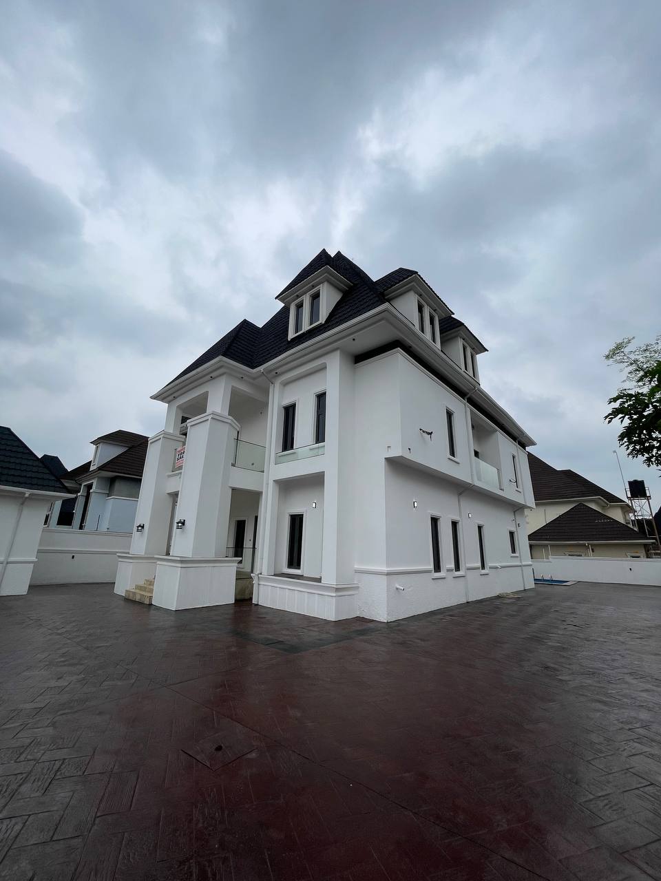 6 bedroom house for sale in Karsana, Abuja