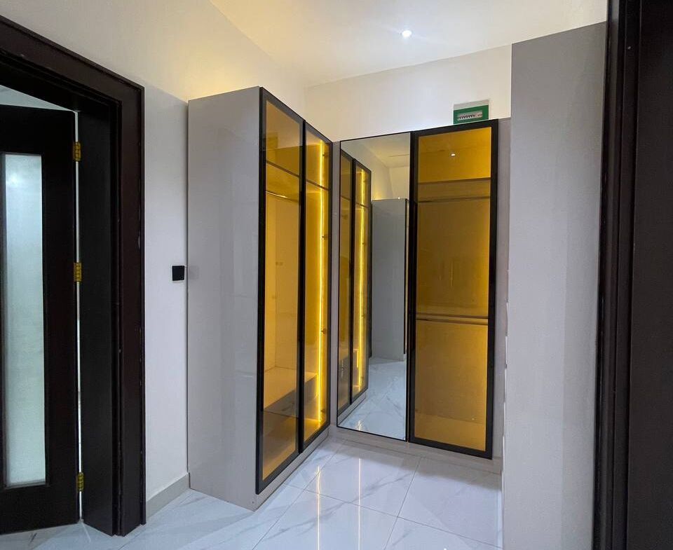 6 bedroom house for sale in Karsana, Abuja