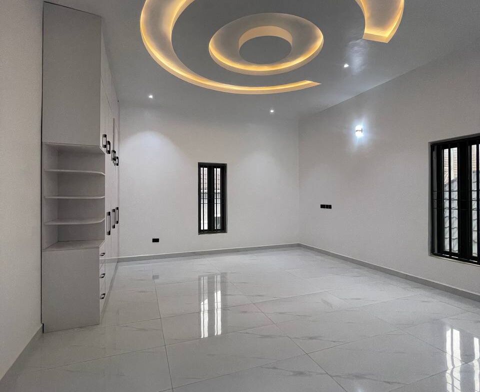6 bedroom house for sale in Karsana, Abuja