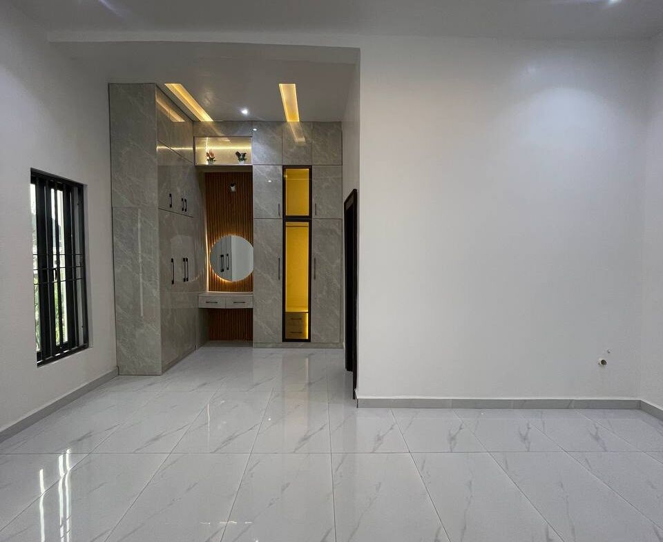 6 bedroom house for sale in Karsana, Abuja