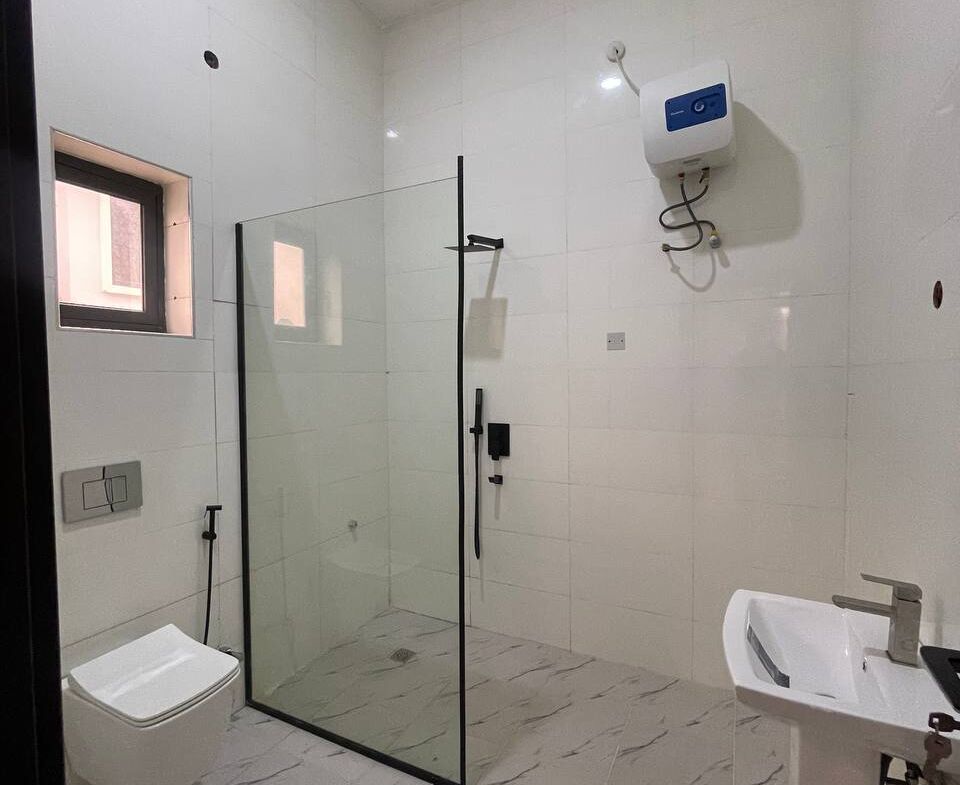 6 bedroom house for sale in Karsana, Abuja