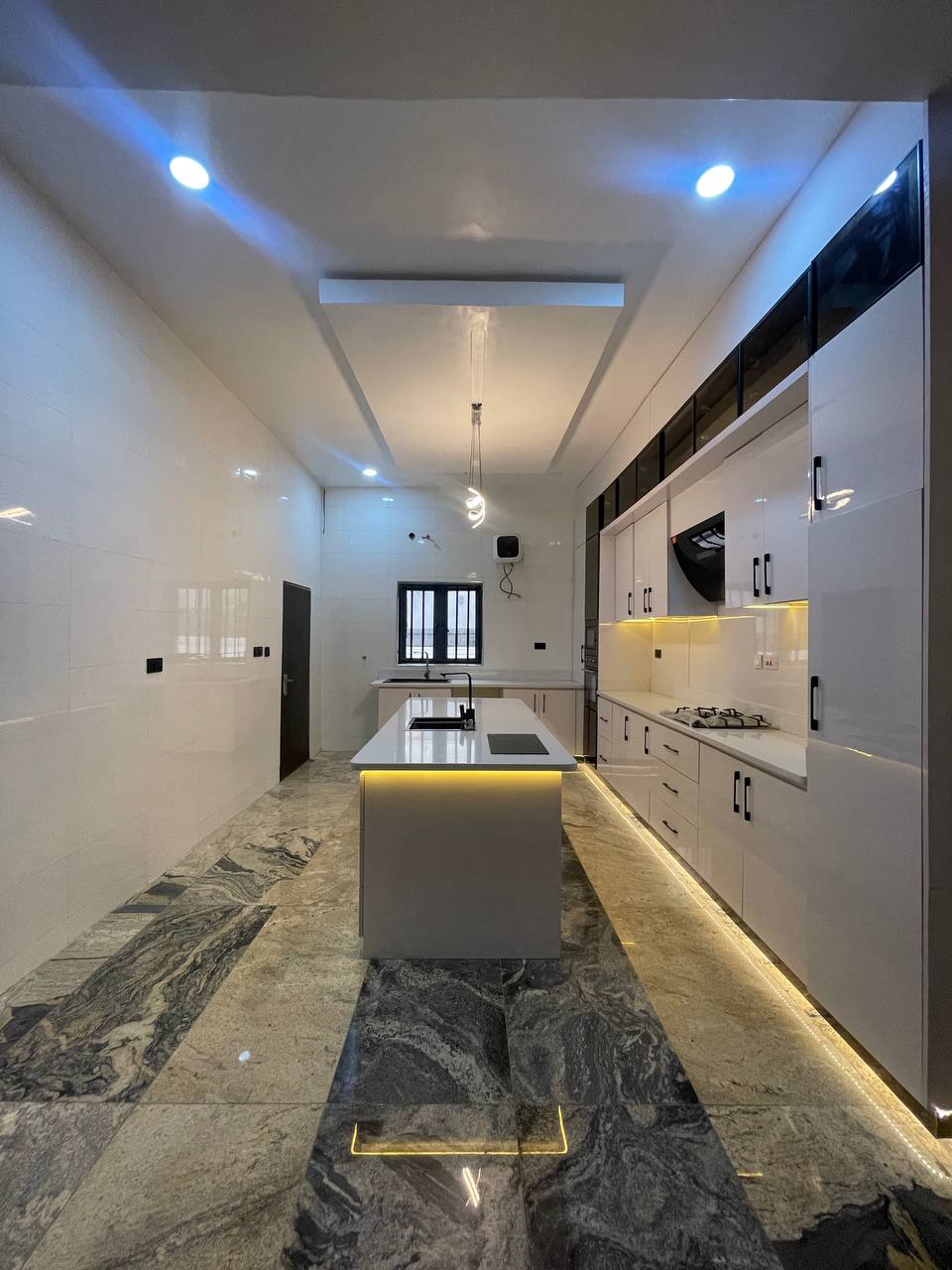 6 bedroom house for sale in Karsana, Abuja