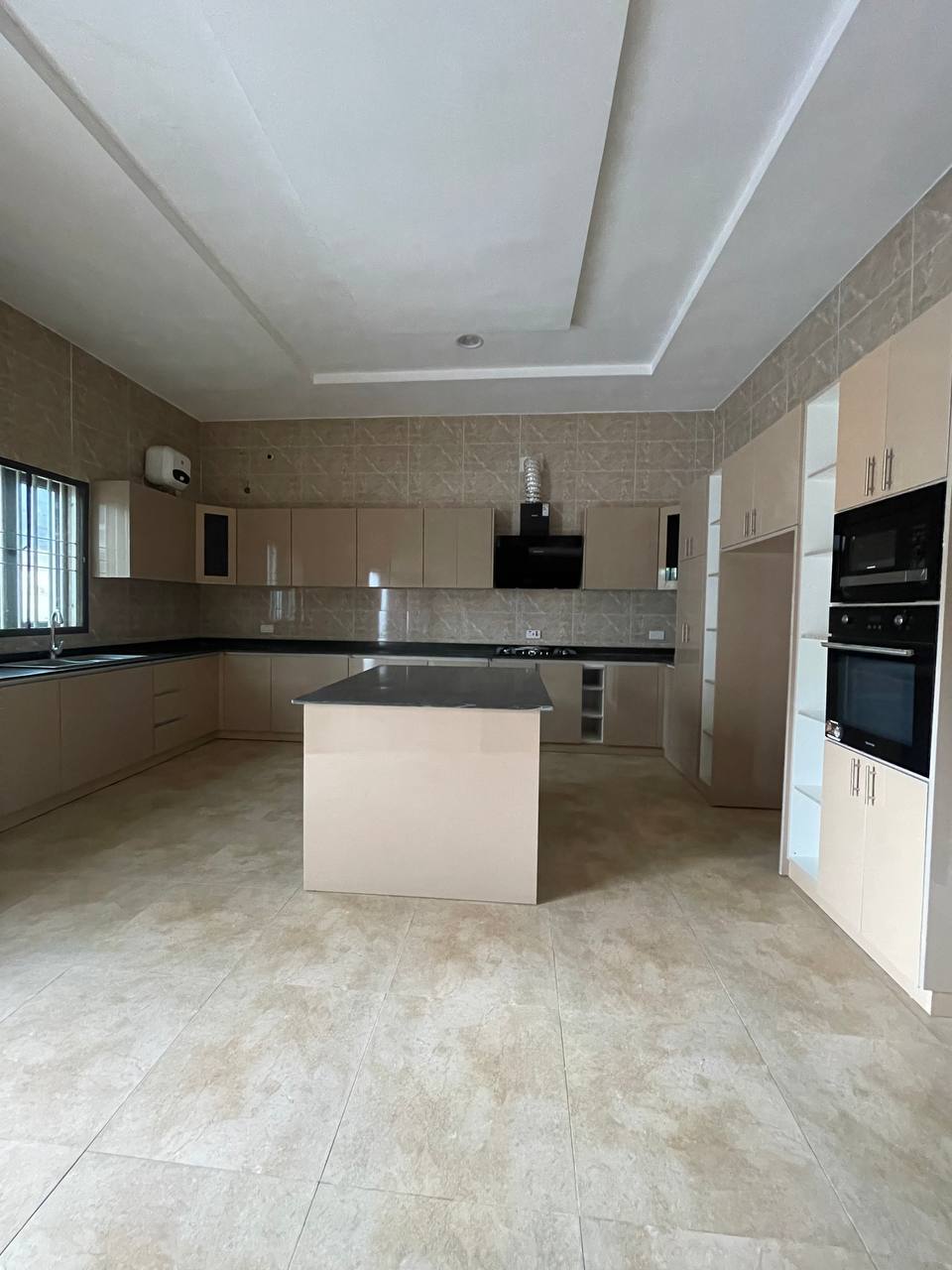 6 bedroom house for sale in Karsana, Abuja