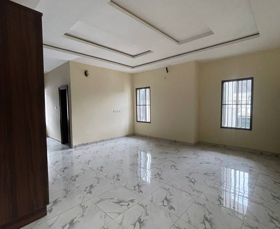 6 bedroom house for sale in Karsana, Abuja