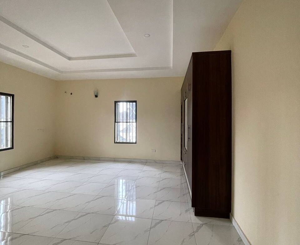 6 bedroom house for sale in Karsana, Abuja