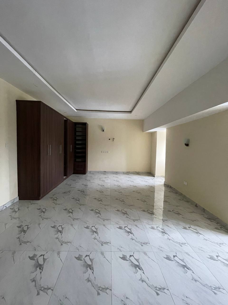6 bedroom house for sale in Karsana, Abuja